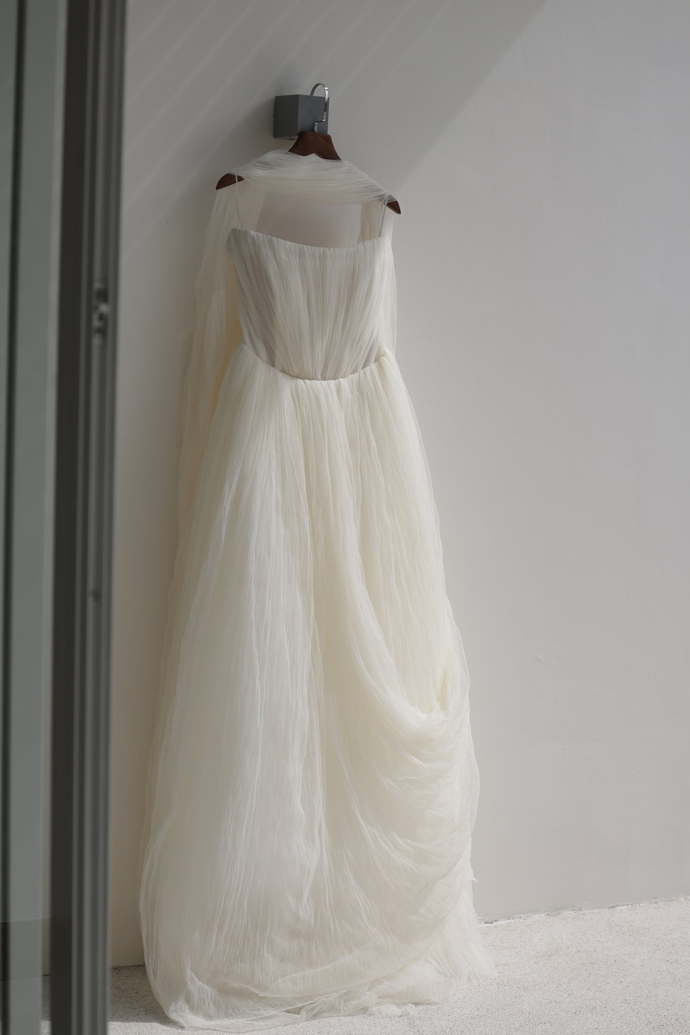 Đầm lưới nhún cúp ngực phối dây vai rời - D2024