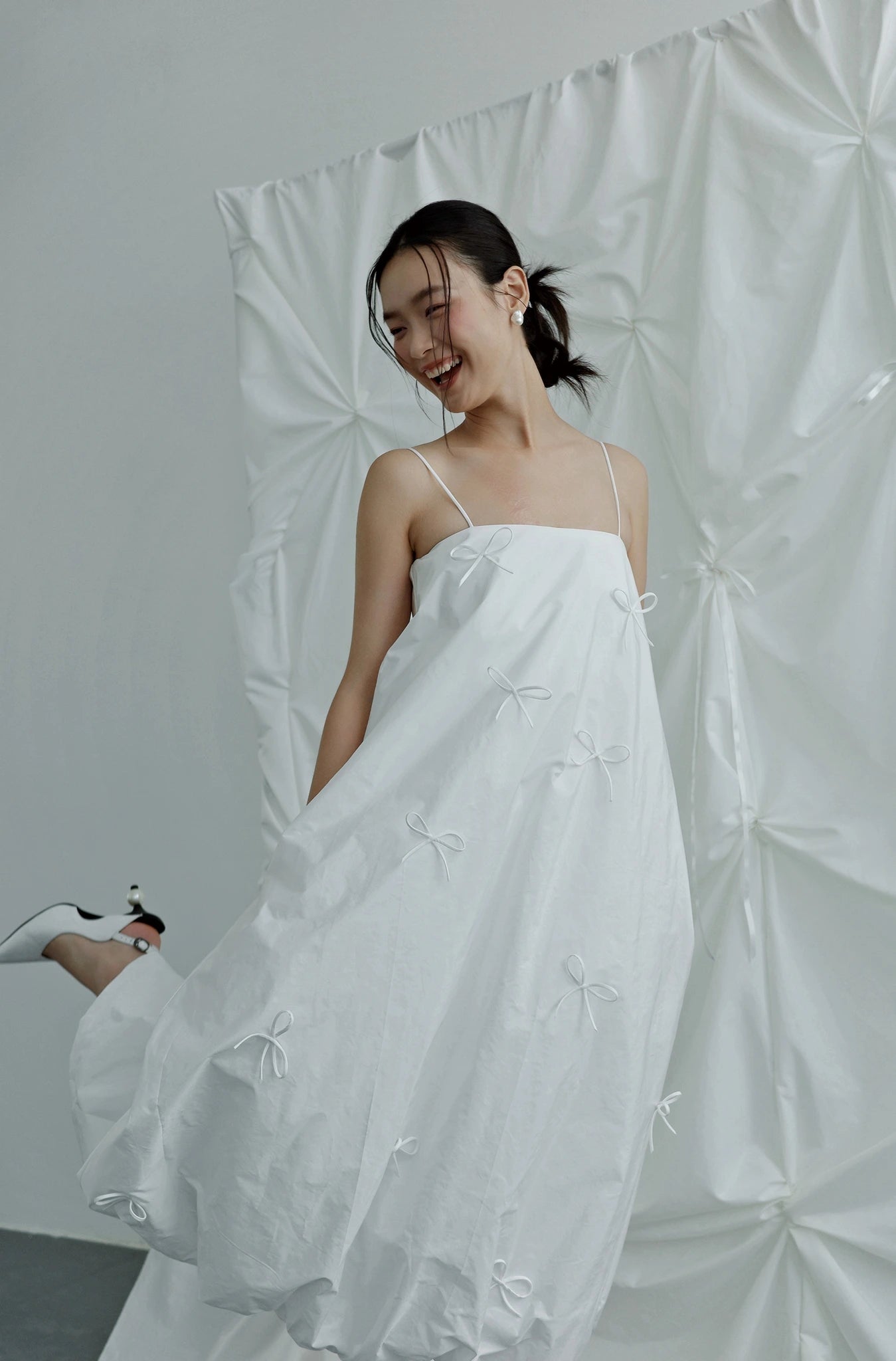 Đầm suông hai dây đính nơ - D2054