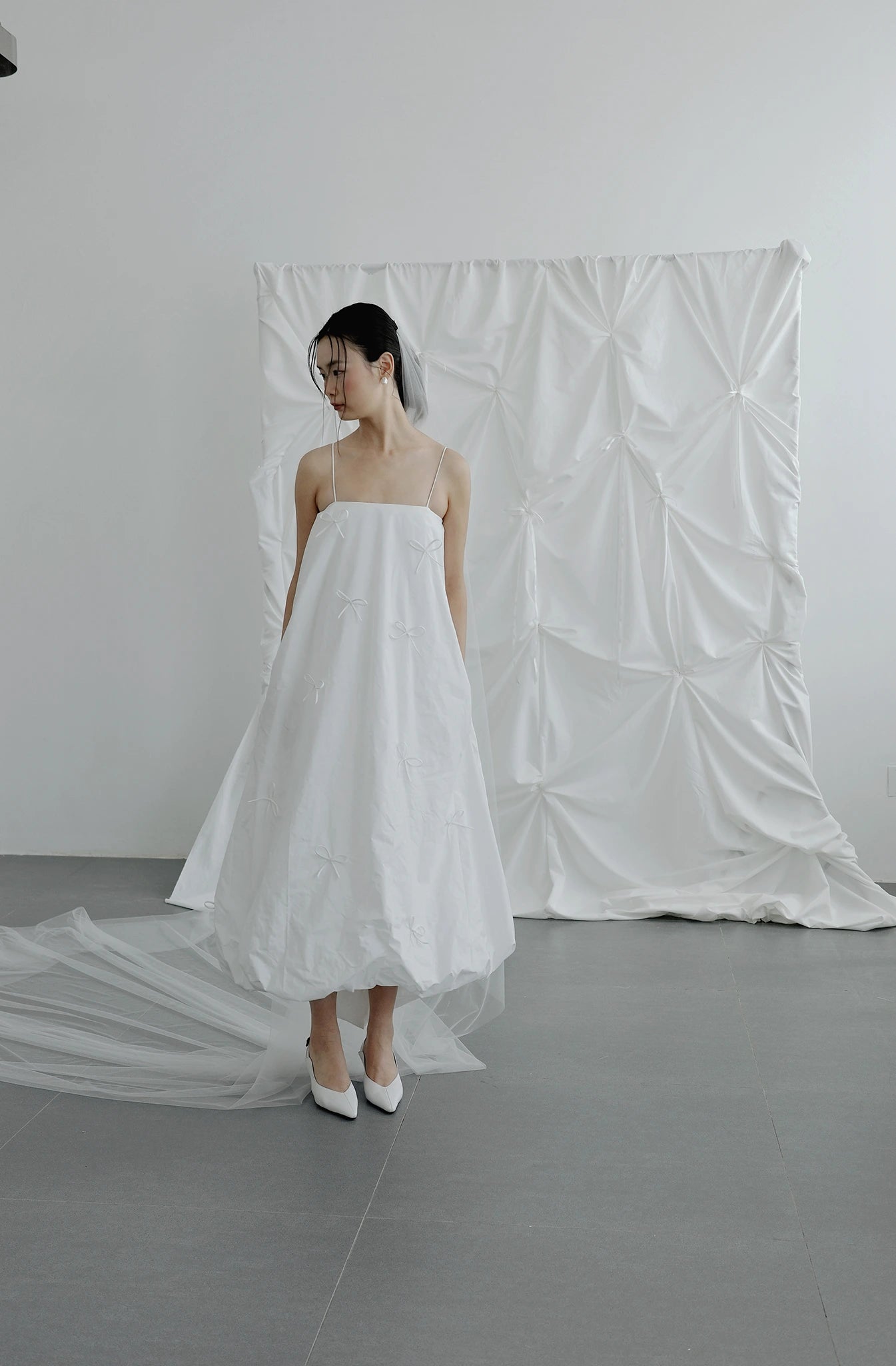 Đầm suông hai dây đính nơ - D2054