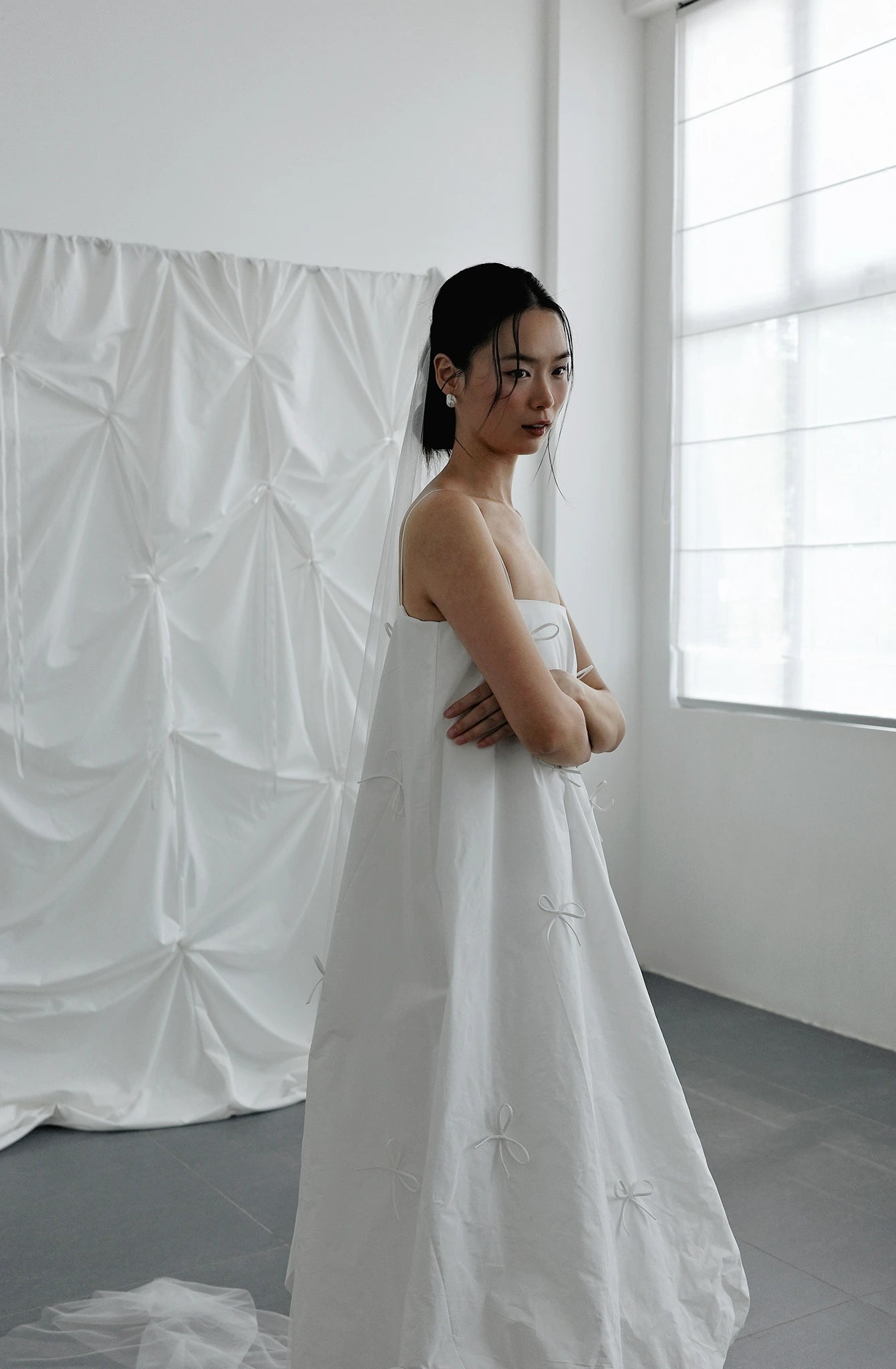 Đầm suông hai dây đính nơ - D2054